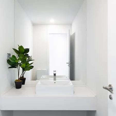 Apartment Le Mirage, Modern 3 Bedroom Overlooking The Pool