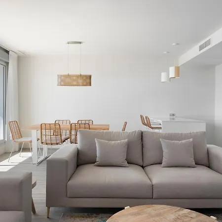Le Mirage, Modern 3 Bedroom Overlooking The Pool 公寓